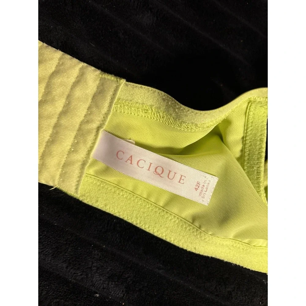 Cacique Lime Green Full Figure Lace Detail Lightly‎ Lined Underwire Bra, 42F